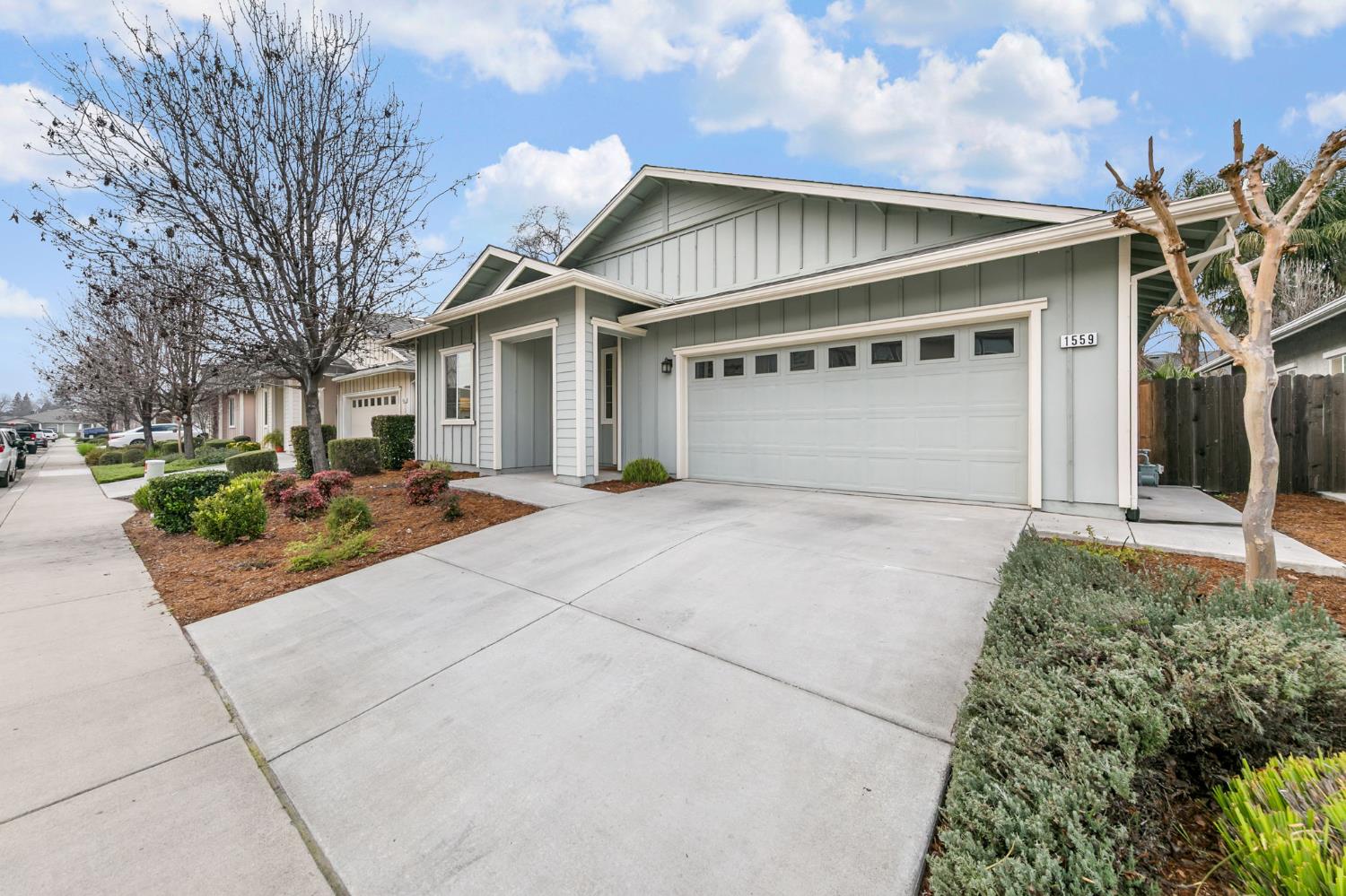 1559 Hutchison Valley Drive