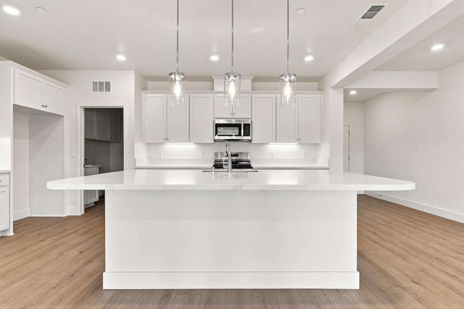 412 Kitty Hawk Drive