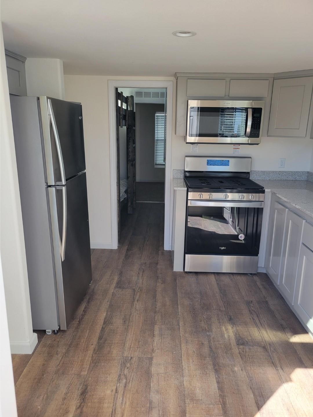 1300 E San Antonio Street 67