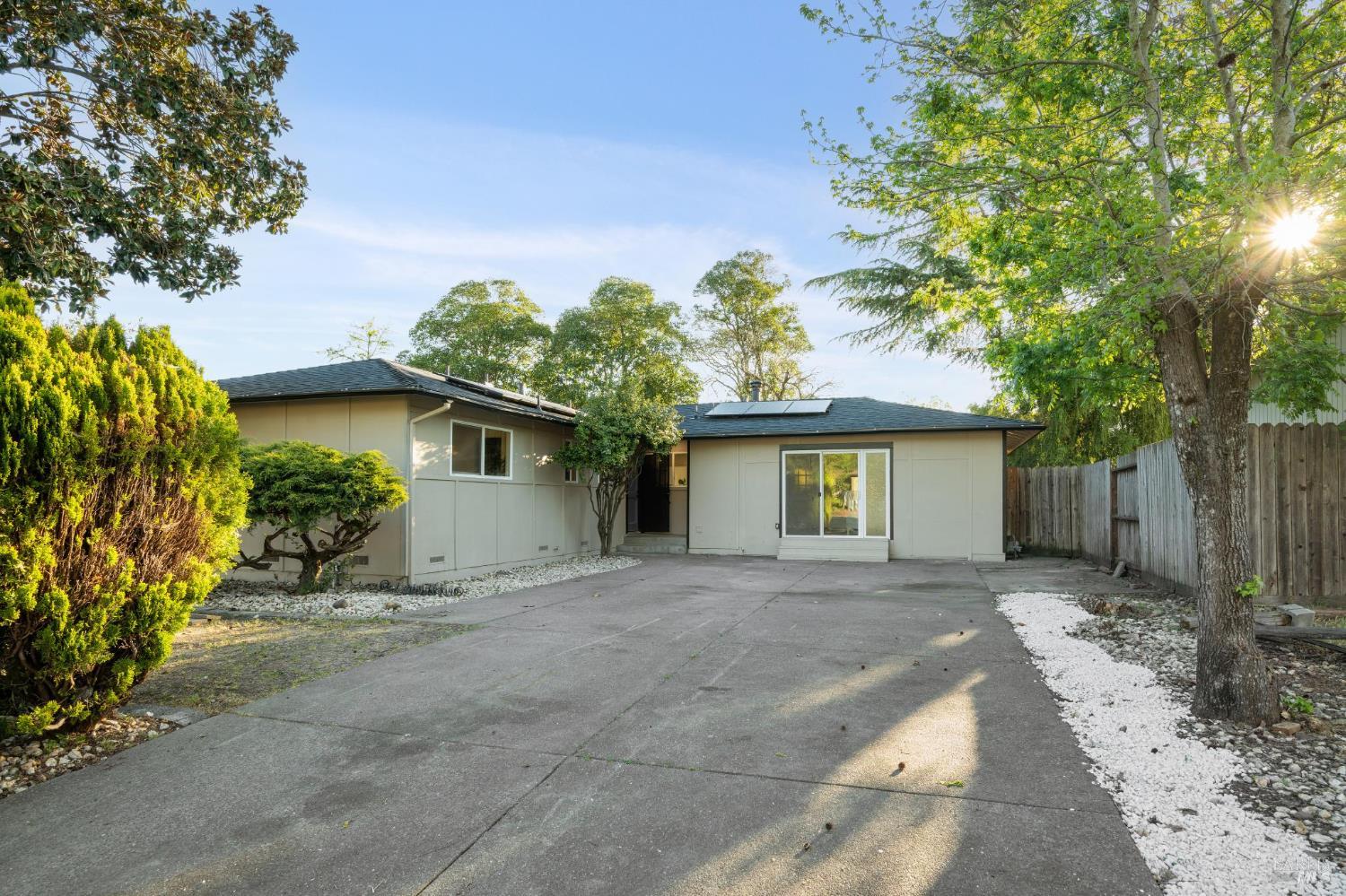 1728 Ensenada Court