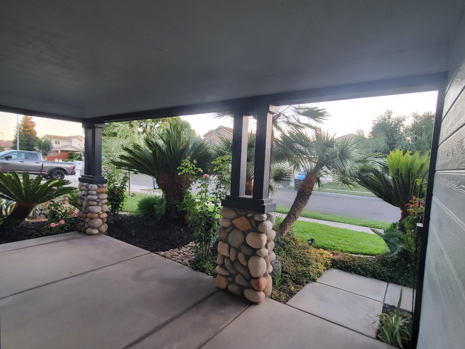 5836 Huntley