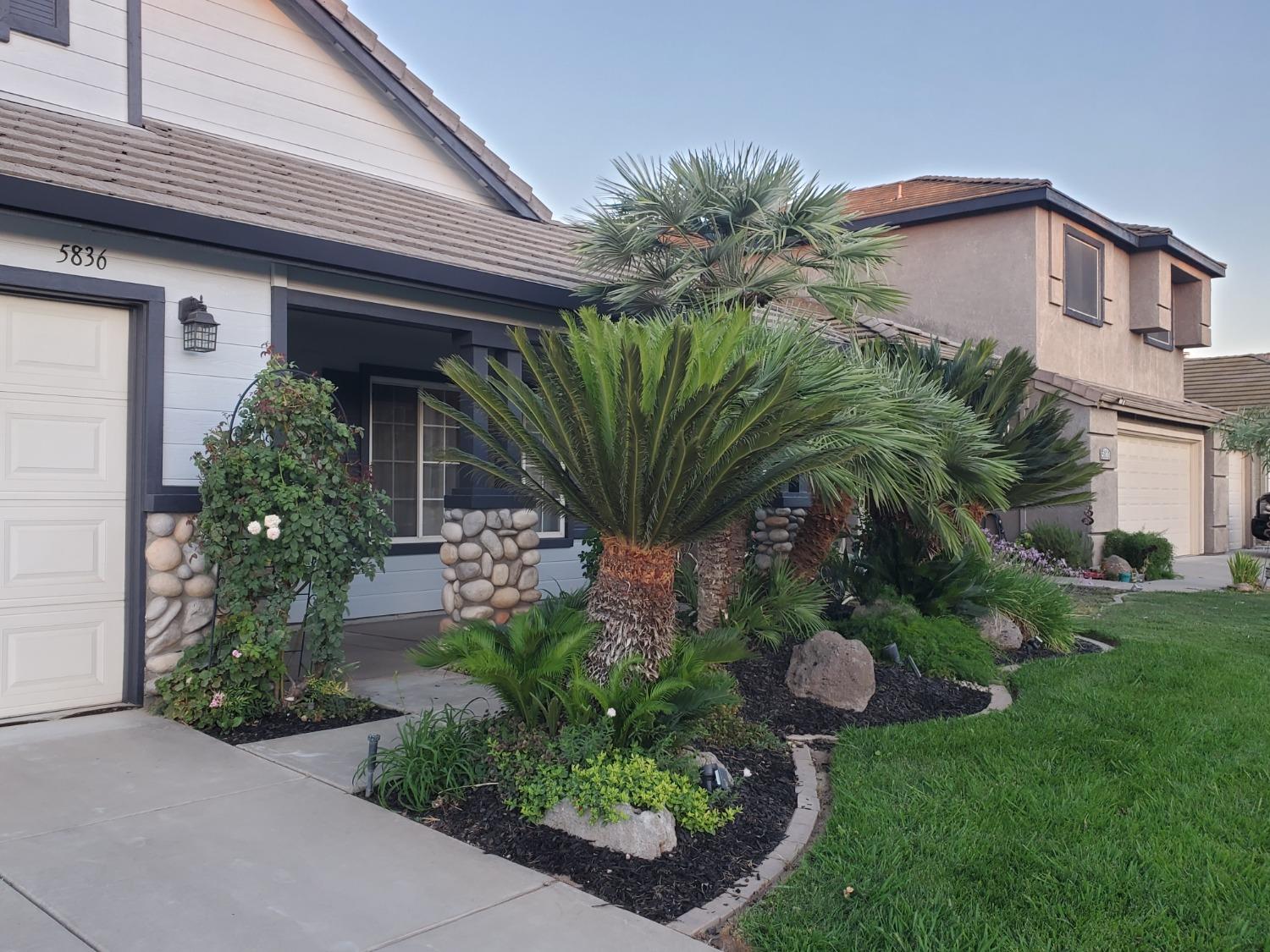 5836 Huntley