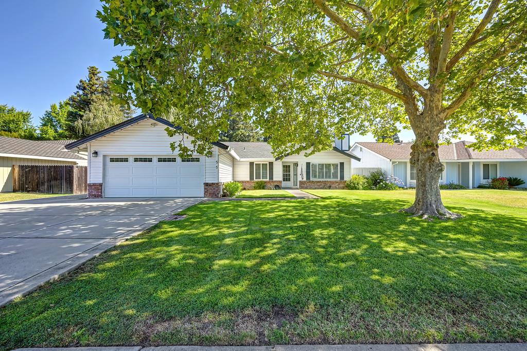 55 Bingham Circle