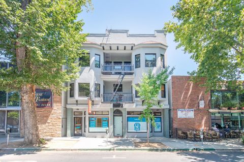 2109 J Street Sacramento CA 95816