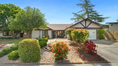 8770 Superb Circle, Elk Grove, CA 95624 - MLS#: 225056370