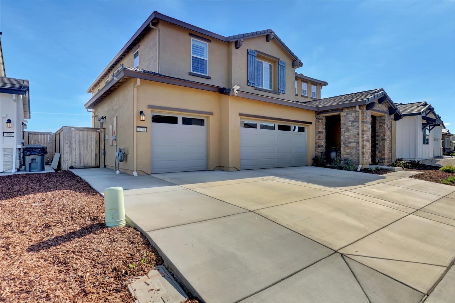 1104 Shadowgate Drive