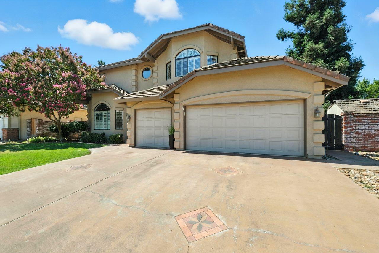 8834 San Badger Way