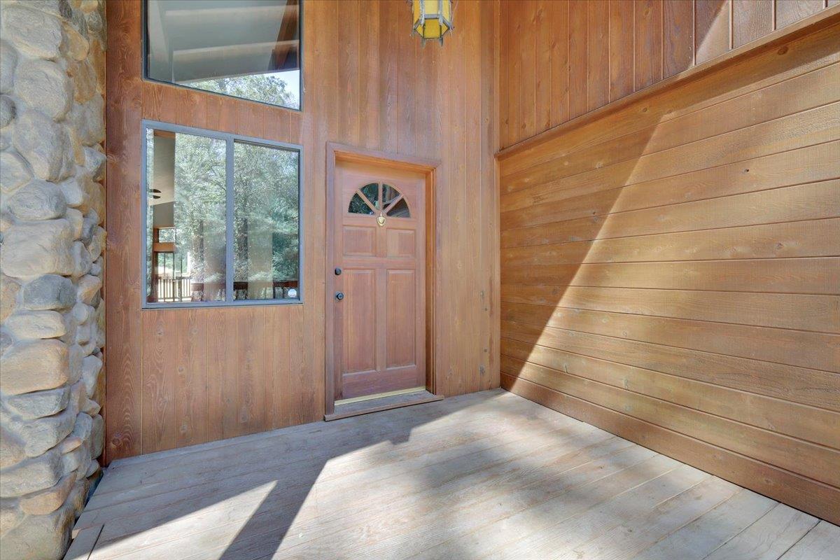 5374 Porter Ranch Road