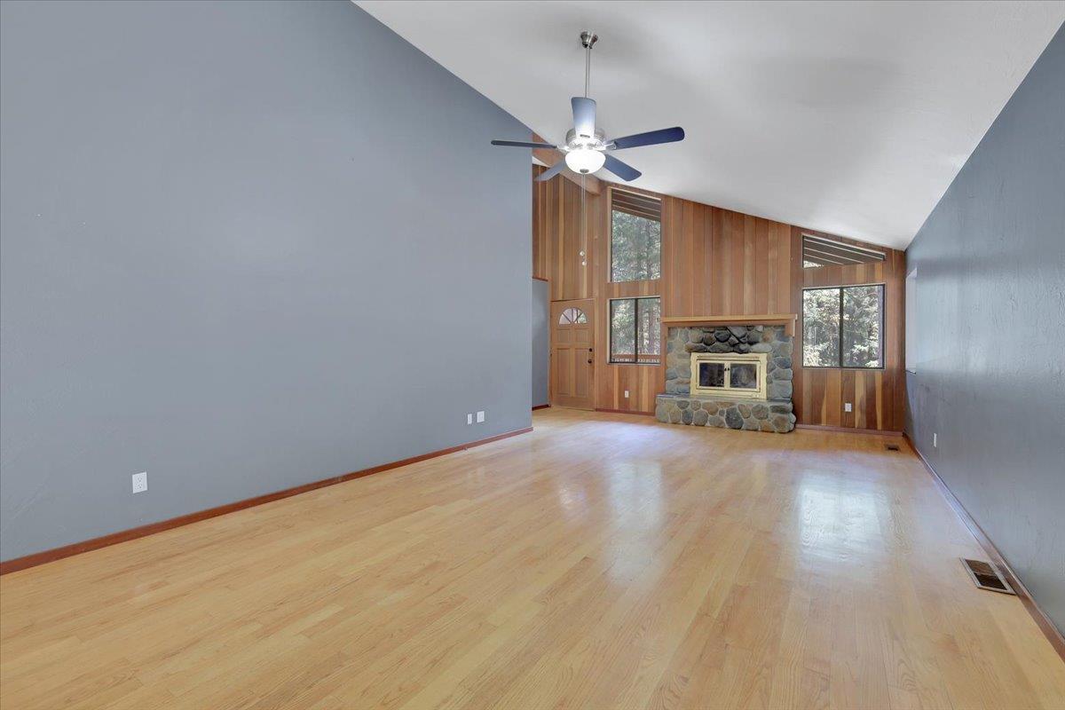 5374 Porter Ranch Road