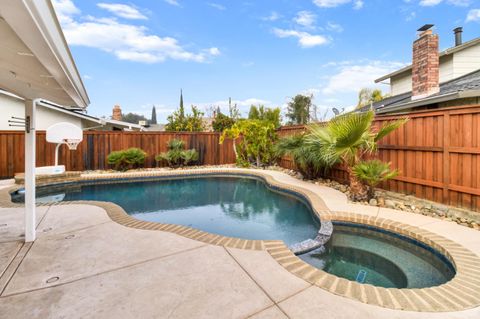 5200 Vista Del Oro Way Fair Oaks CA 95628