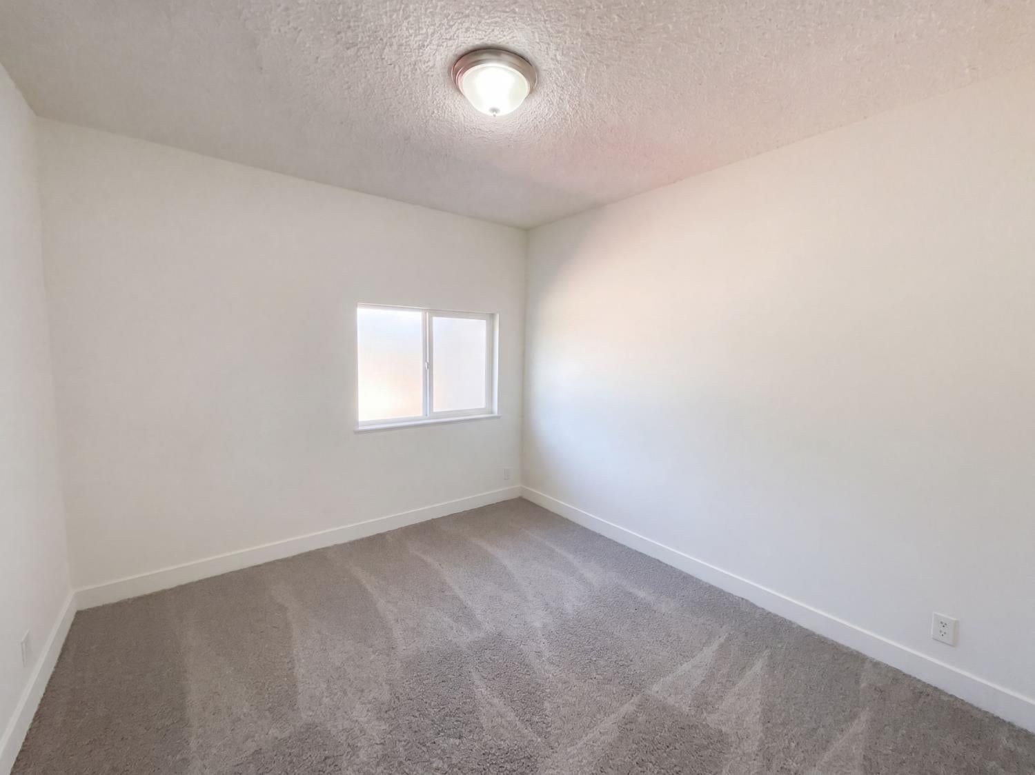 5313 Fernwood Way