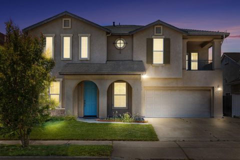 5831 Alton Court Riverbank CA 95367