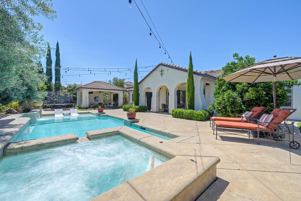 1620 Bella Circle