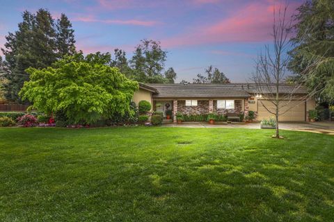 MLS: 225038800