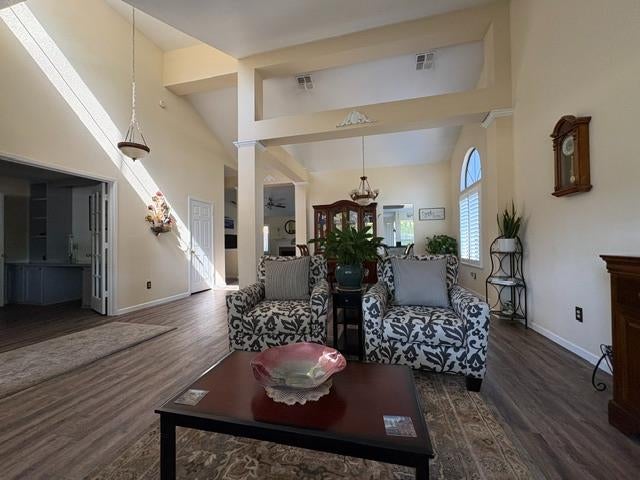 8823 Bradbury Court