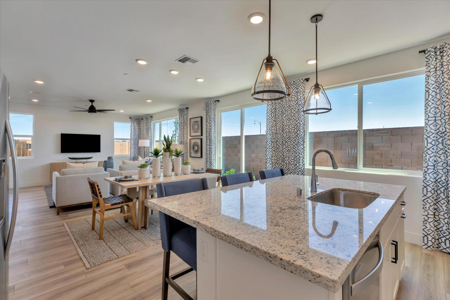 1507 Roebling Street