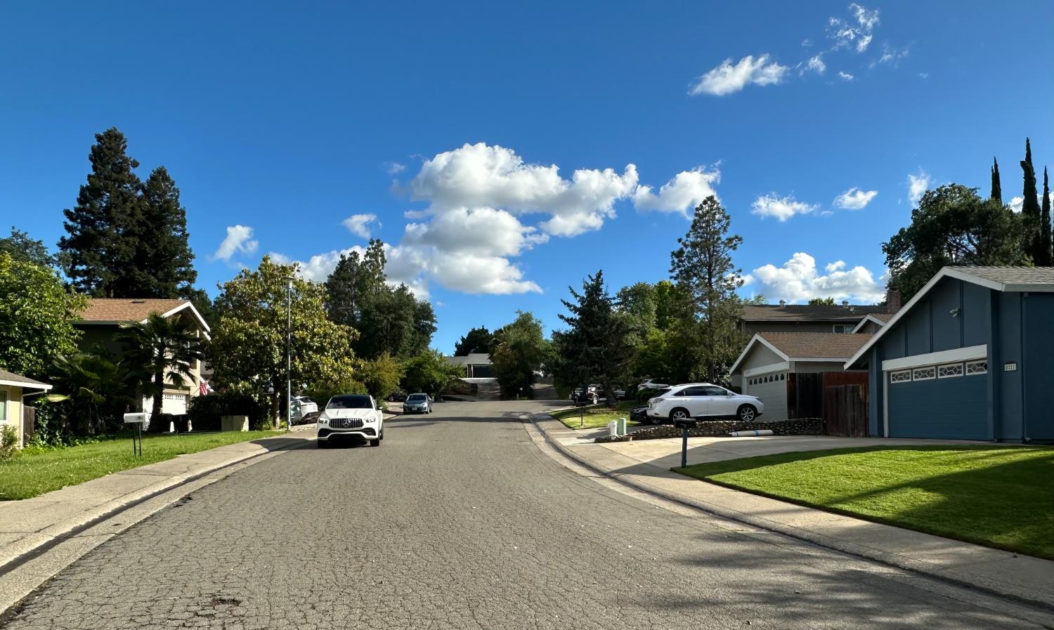 8221 E Foxfire Drive