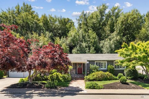 2539 Rollingwood Drive Napa CA 94558