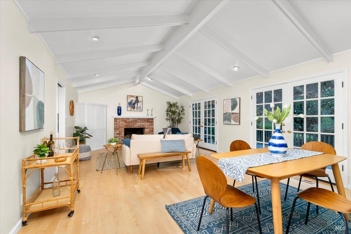 2539 Rollingwood Drive