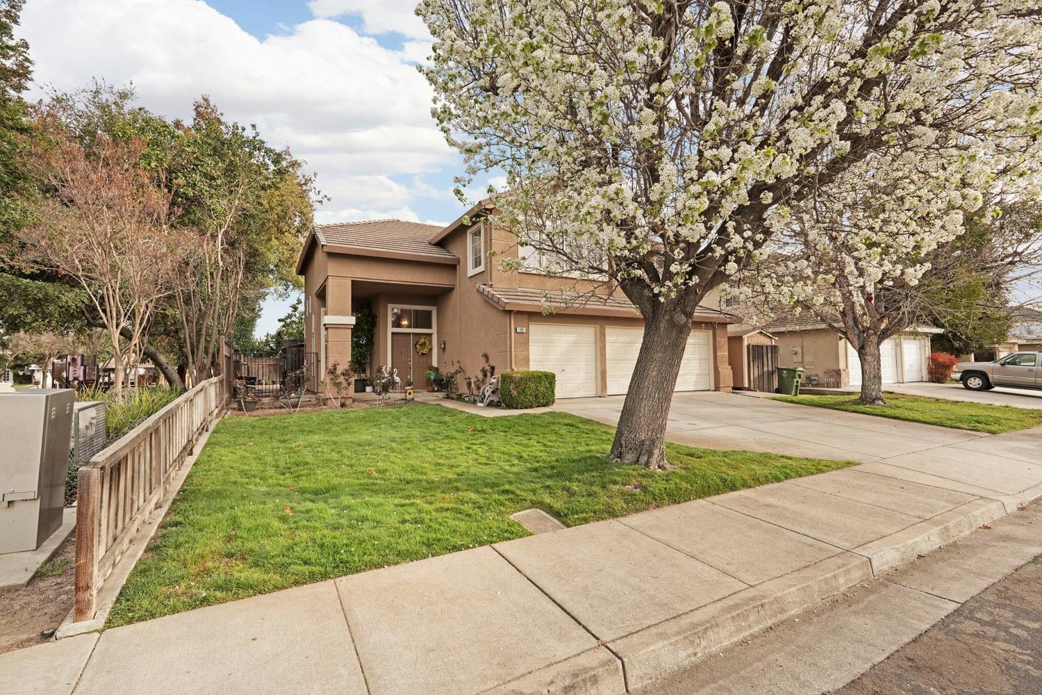 1381 Hepburn Street