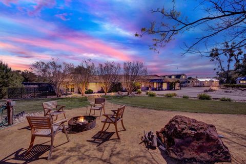 19033 Hillcrest Drive, Woodland, CA 95695 - MLS#: 225034399