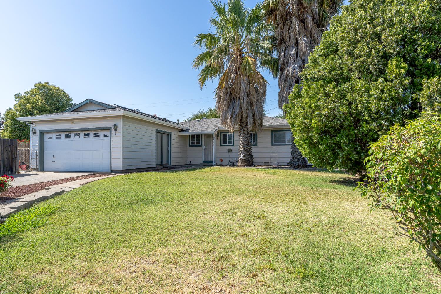 1565 Cress Way