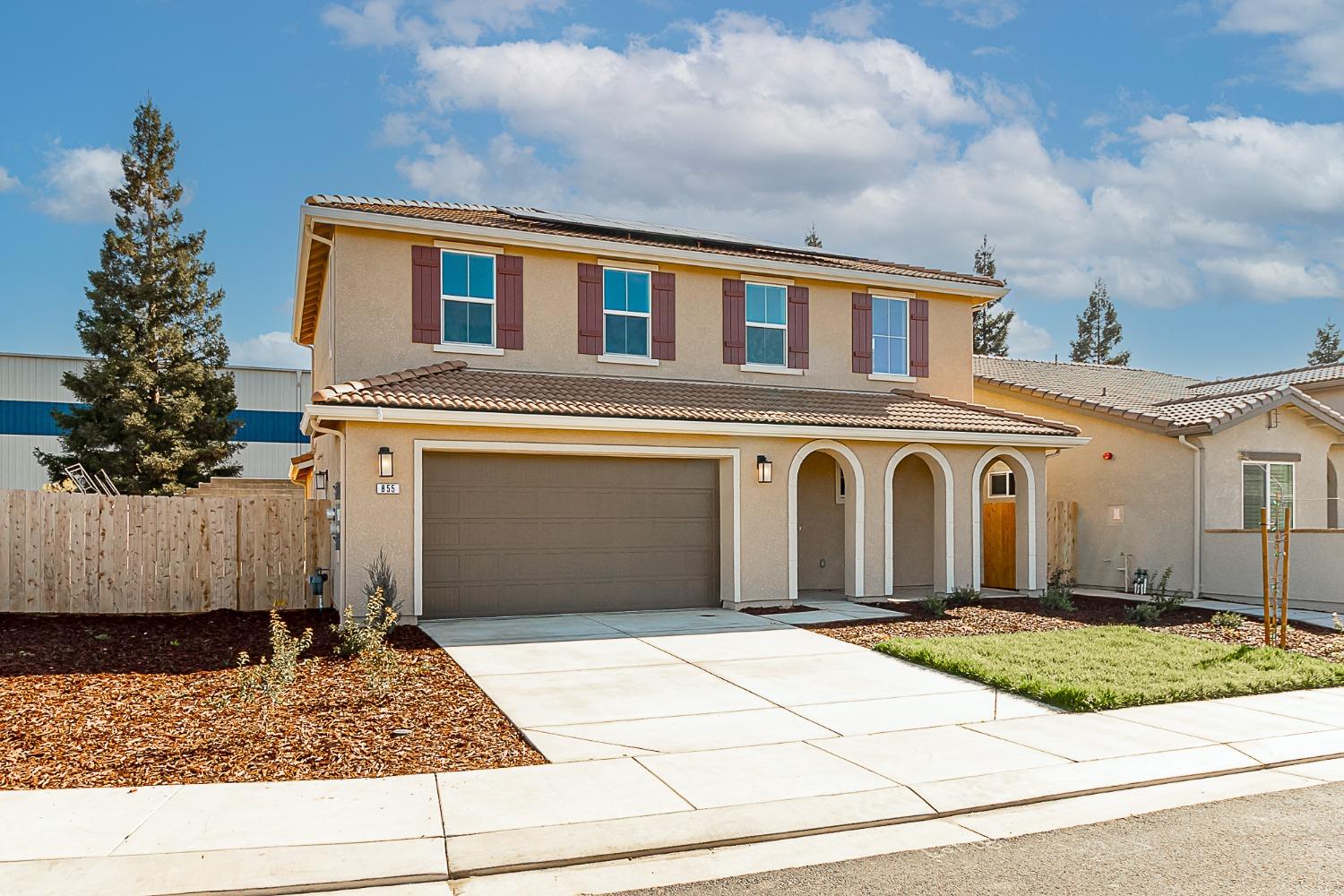 855 Meadowlands Drive