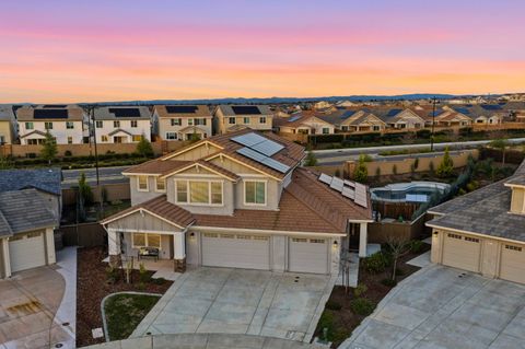 810 Broken Bit Court Rocklin CA 95765