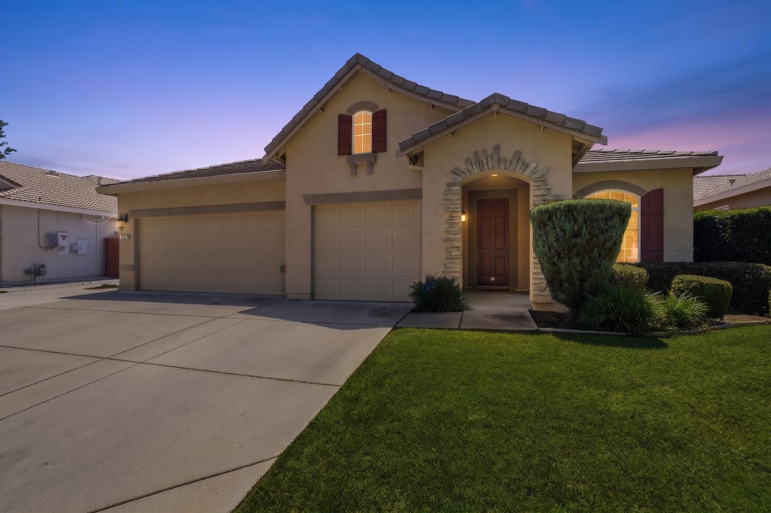 3364 Monroe Drive