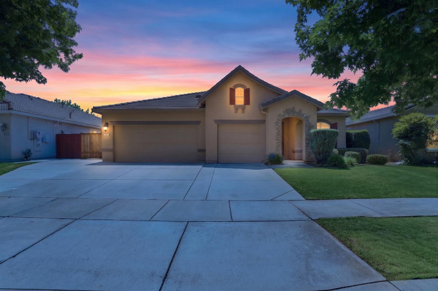 3364 Monroe Drive