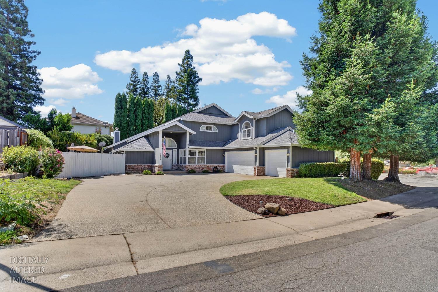 6153 Kenneth Oak Way