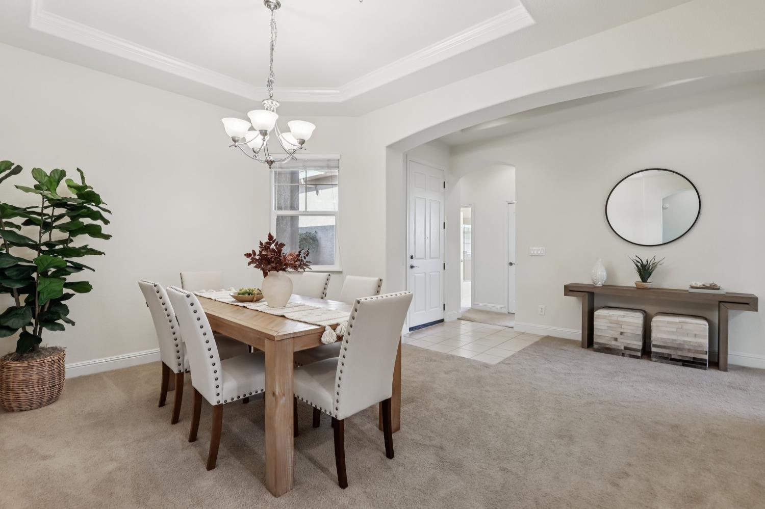 567 Hildebrand Circle