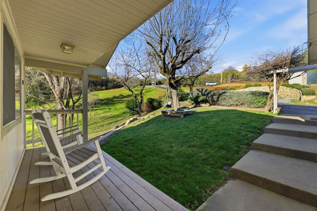 Photo of 5045 Free Fox Lane, Placerville, CA 95667 (MLS # 226033002)