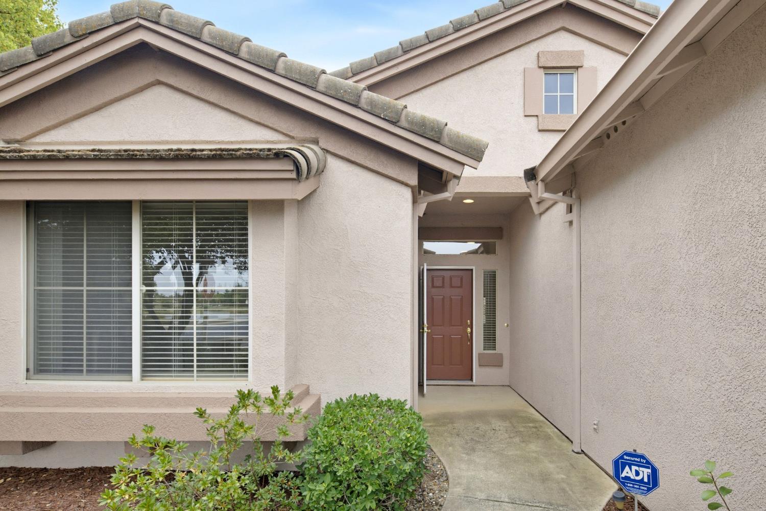 375 Lilypond Lane