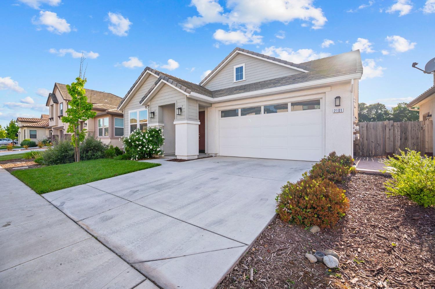2101 Melody Lane