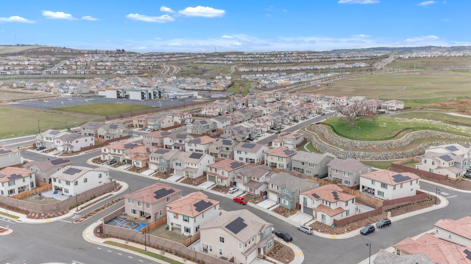 3324 Crooked Bed Way