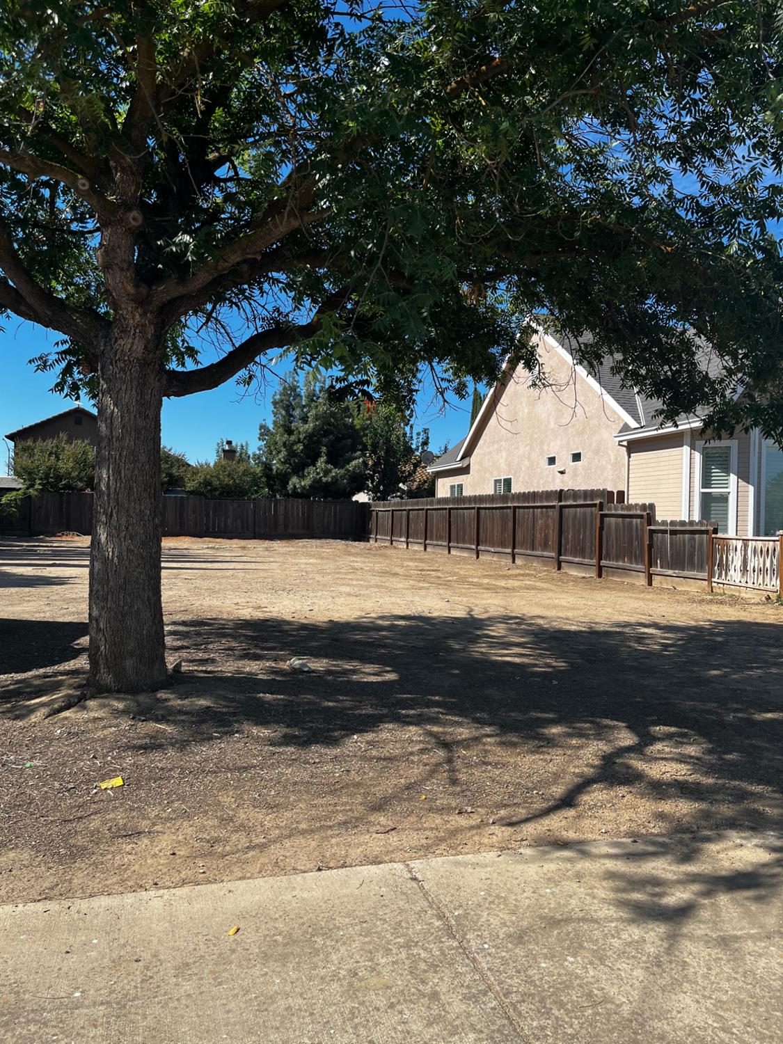730 Arbor Pointe Avenue