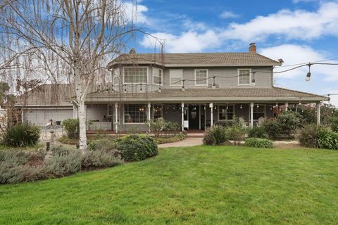 17266 Hillside Drive Lodi CA 95240