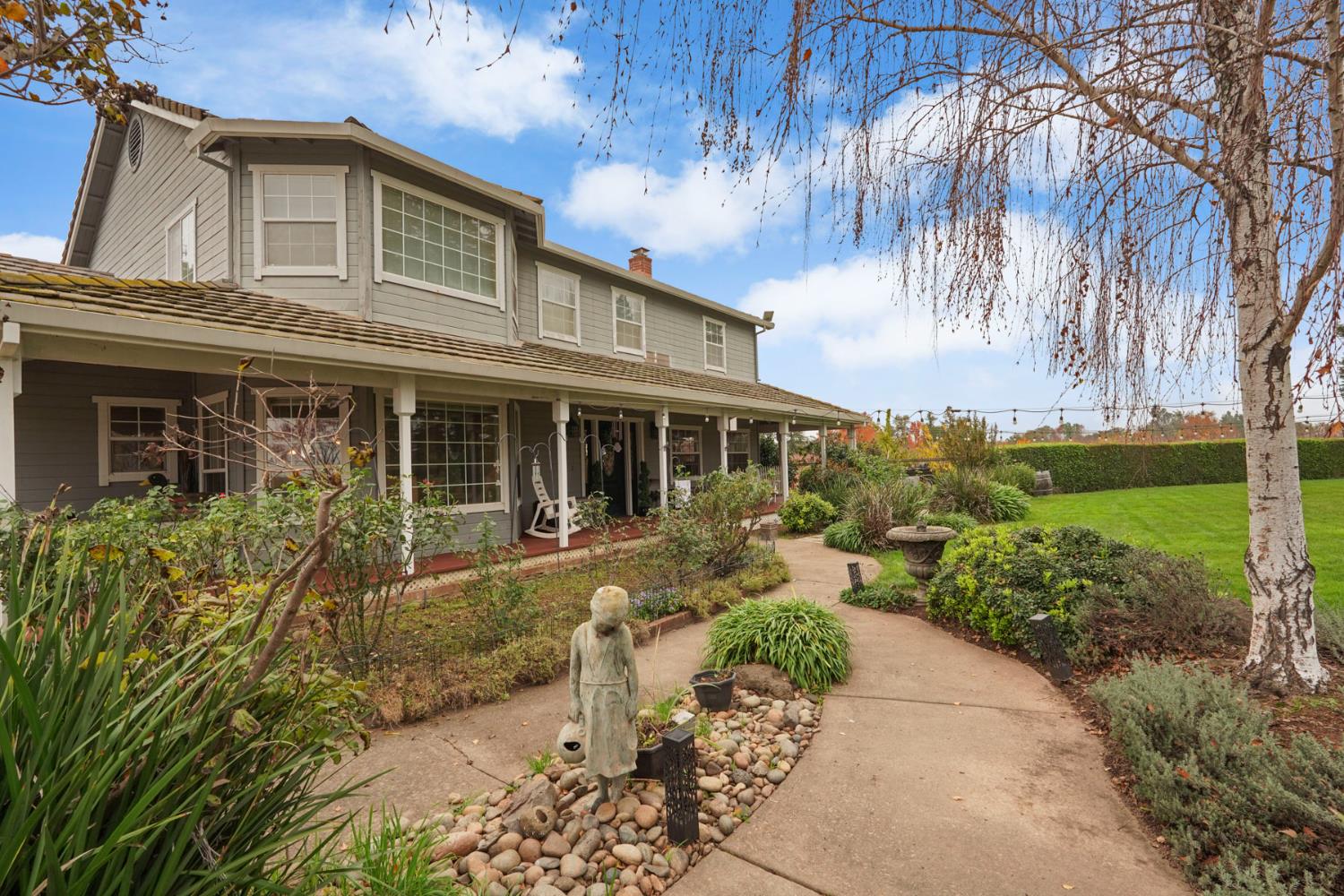 17266 Hillside Drive