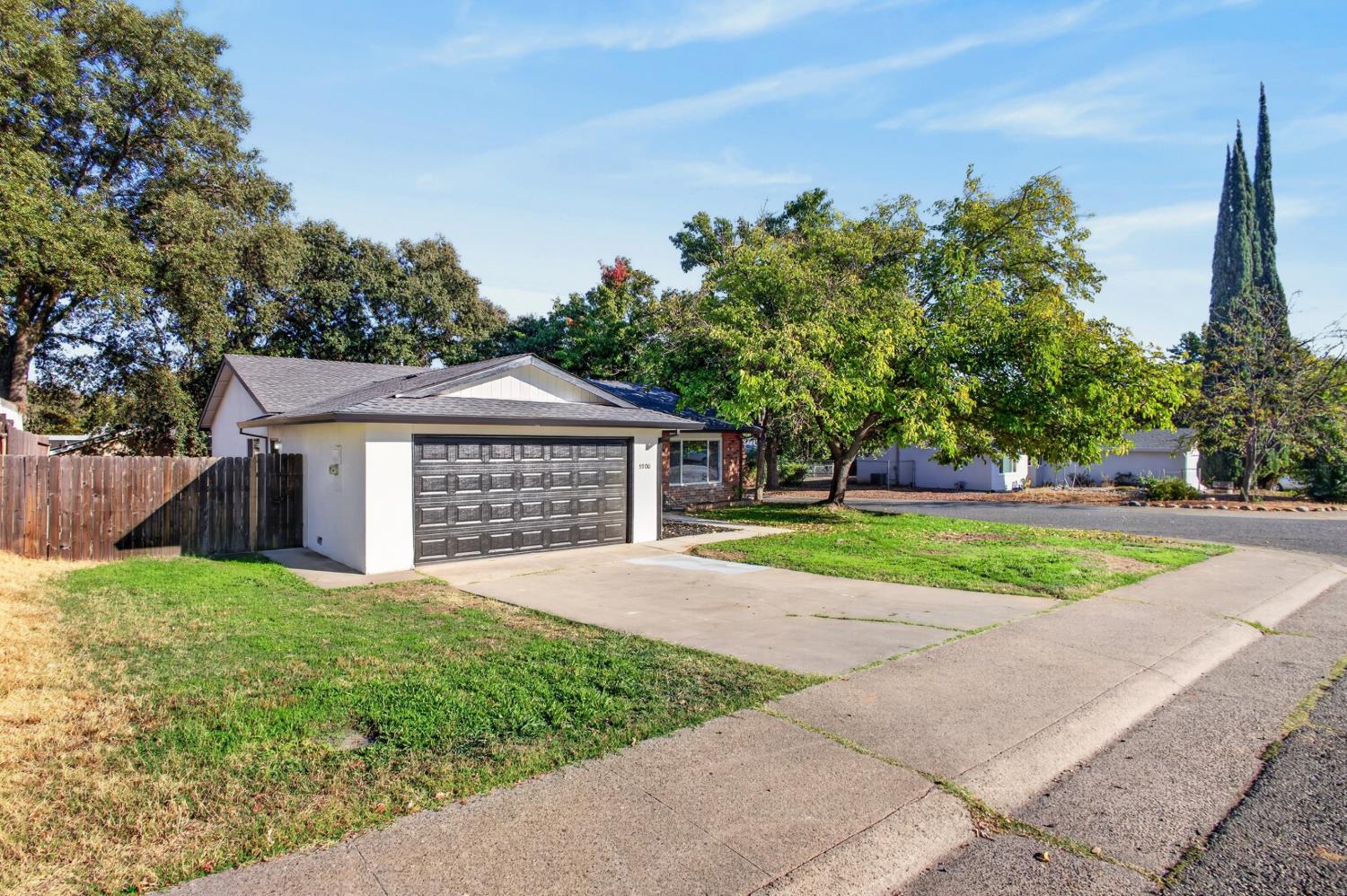 5900 Rich Hill Drive