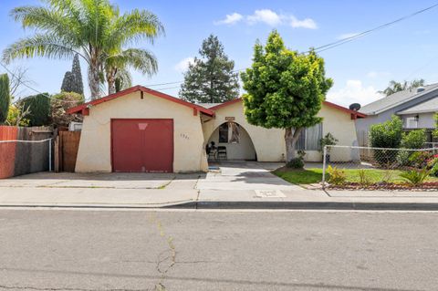 3706 Arizona Avenue Riverbank CA 95367