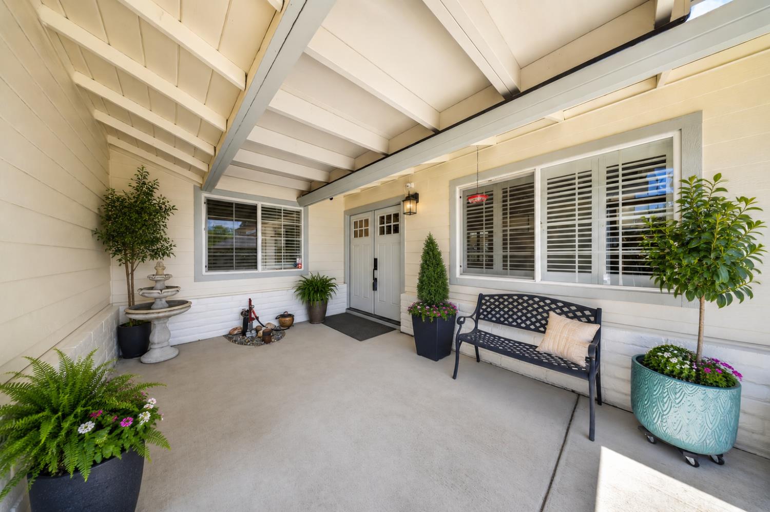 283 Brewster Avenue