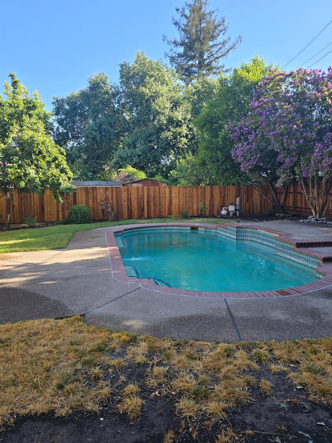 2124 Oxford