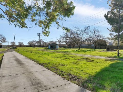 MLS: 225004370