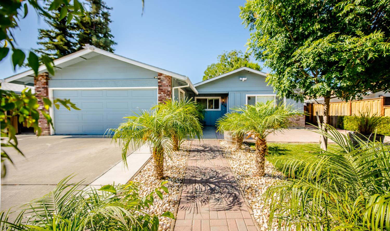 436 Abbey Place