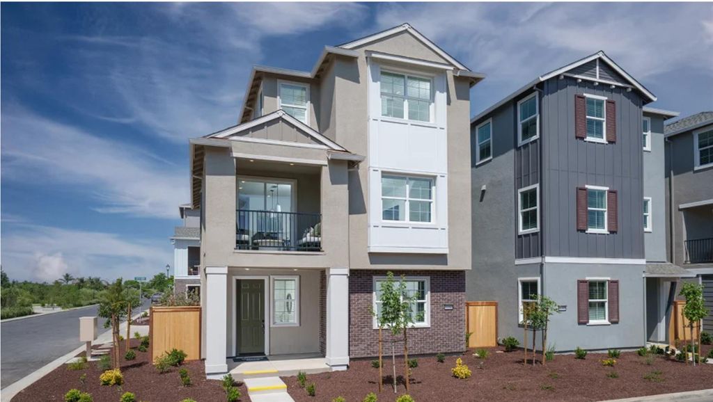 Photo of 1119 Bellawood Drive, Galt, CA 95632 (MLS # 226034137)