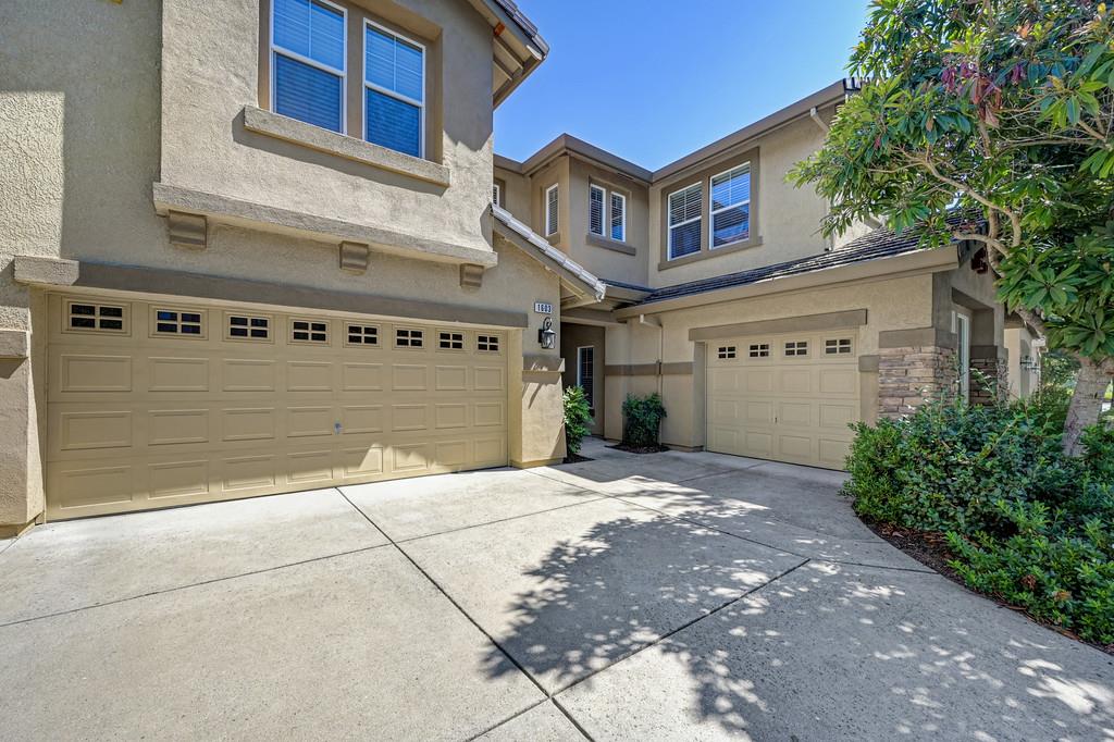 1603 Manasco Circle