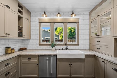 1121 4th Street Davis CA 95616