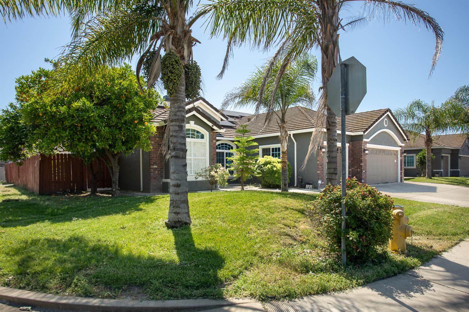 1020 Portola Valley Road