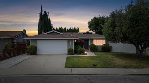 1255 Lonna Way Tracy CA 95376
